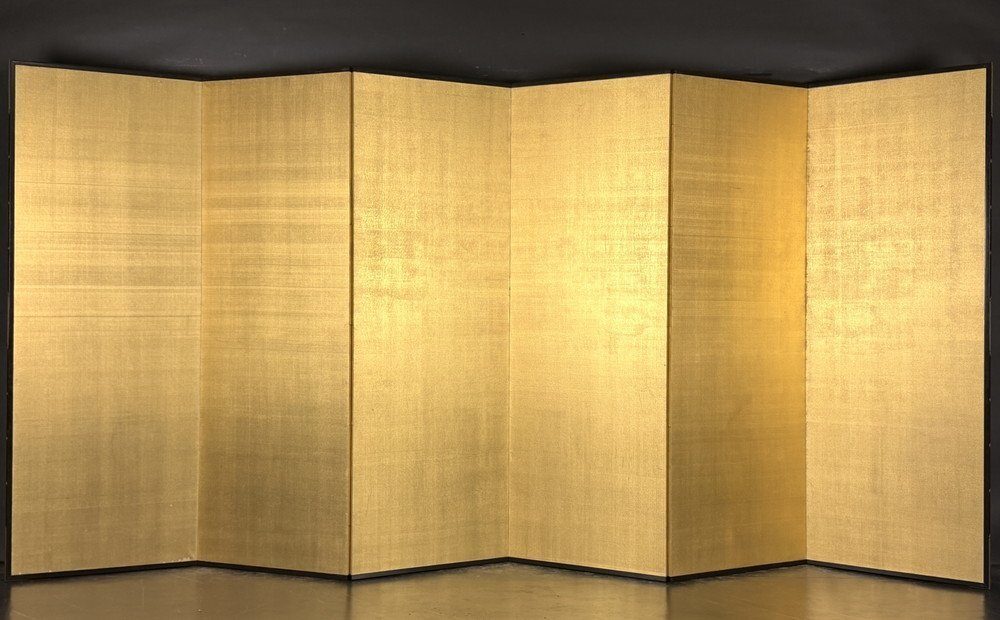 Gold with a Silk-Like Texture · Pair · photograph 2