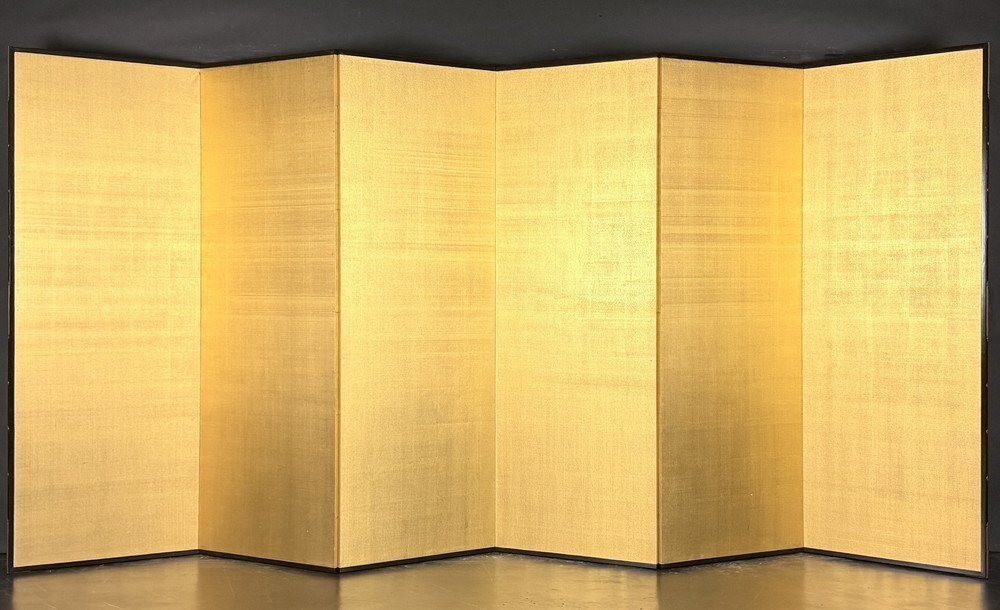 Gold with a Silk-Like Texture · Pair · photograph 5