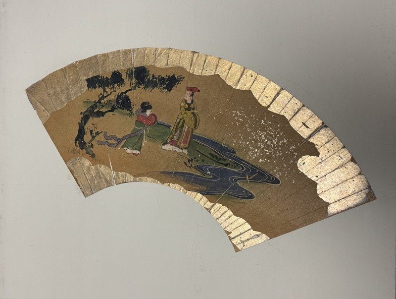 Painted Fans · A Screen Pair · photograph 2